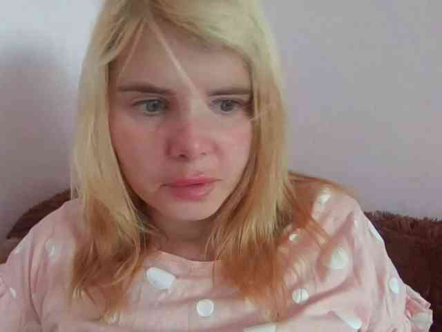 ElenaPleasure webcam