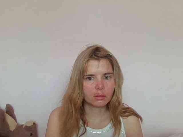 ElenaPleasure webcam