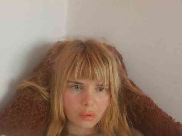 ElenaPleasure webcam