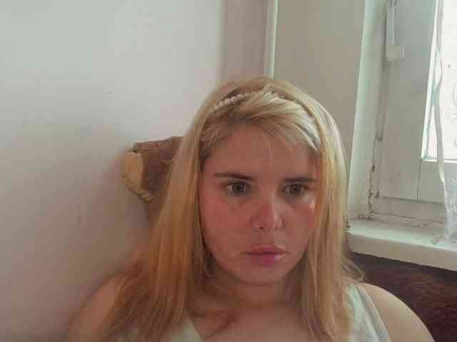 ElenaPleasure webcam