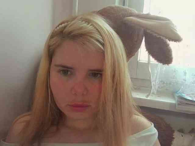 ElenaPleasure webcam