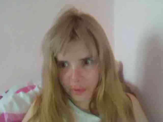 ElenaPleasure webcam