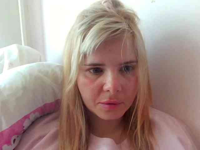 ElenaPleasure webcam