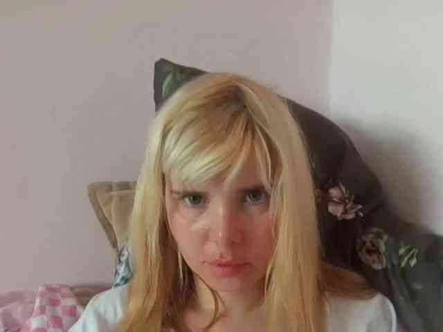 ElenaPleasure webcam