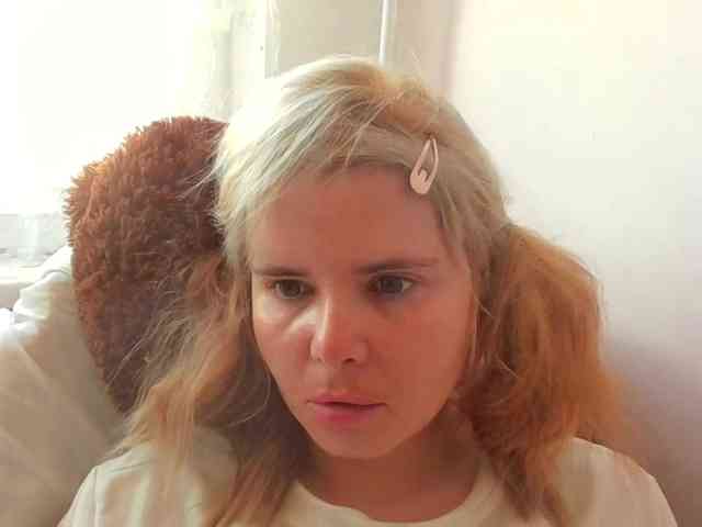 ElenaPleasure webcam