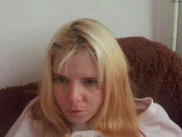 ElenaPleasure webcam