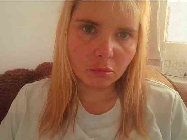 ElenaPleasure webcam