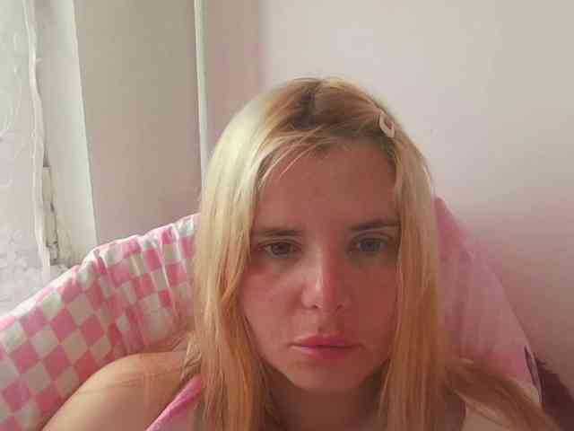 ElenaPleasure webcam