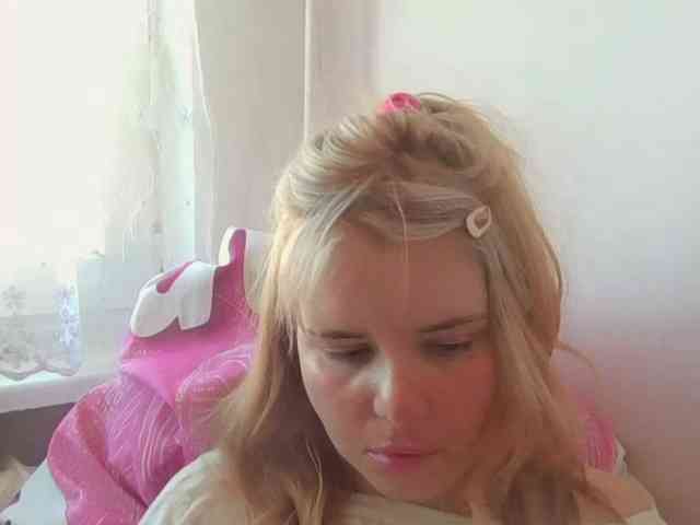 ElenaPleasure webcam