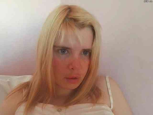 ElenaPleasure webcam