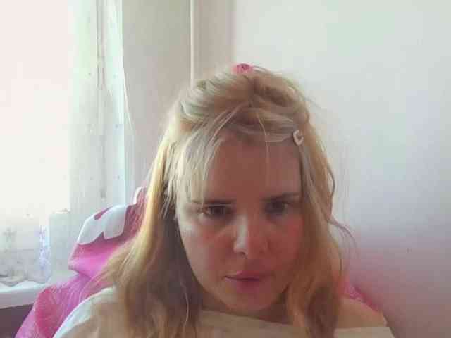 ElenaPleasure webcam