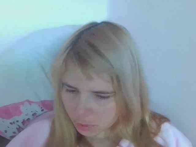 ElenaPleasure webcam