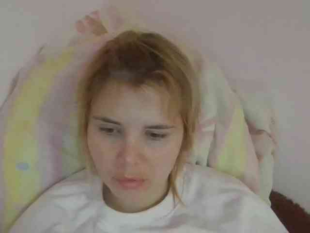 ElenaPleasure webcam
