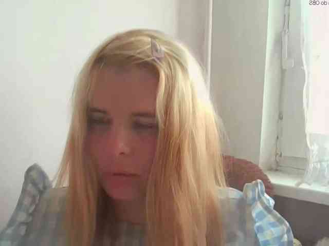 ElenaPleasure webcam