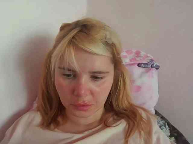 ElenaPleasure webcam