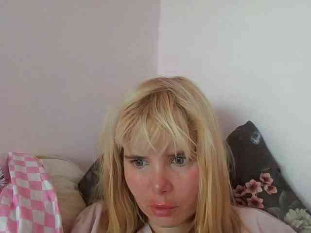 ElenaPleasure webcam
