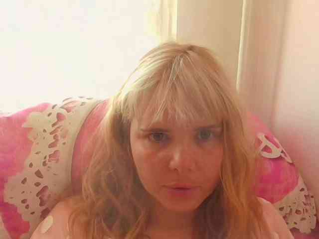 ElenaPleasure webcam