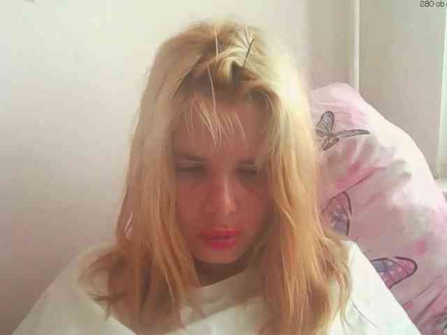 Model: ElenaPleasure