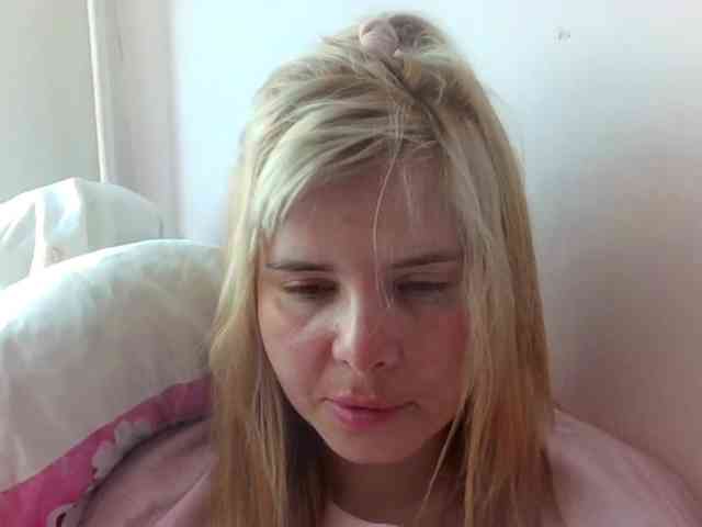 ElenaPleasure webcam