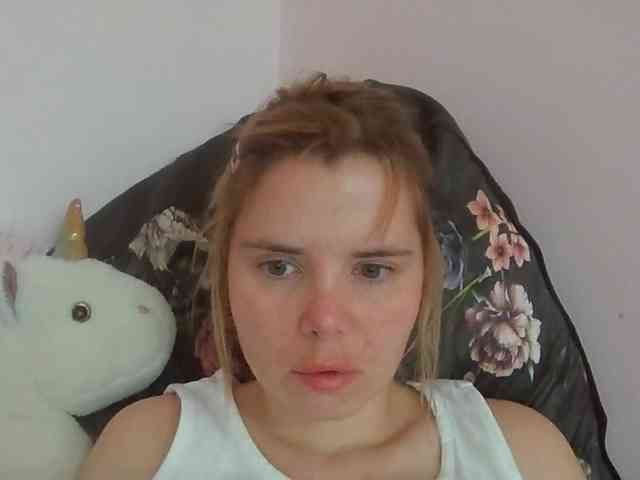 ElenaPleasure webcam
