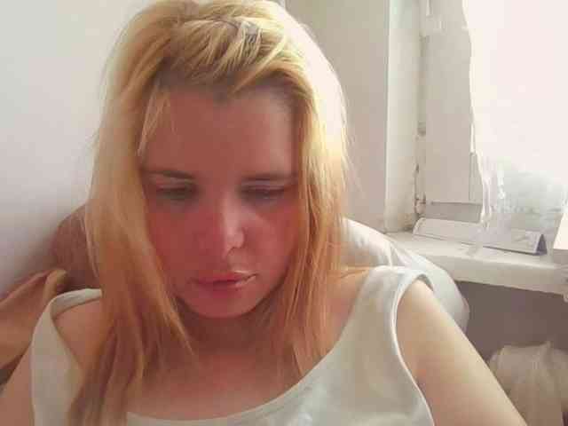 ElenaPleasure webcam
