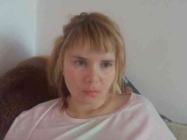 ElenaPleasure webcam