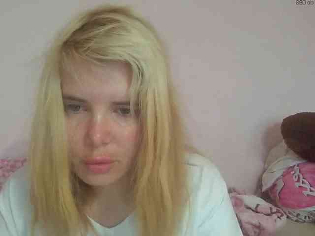 ElenaPleasure webcam