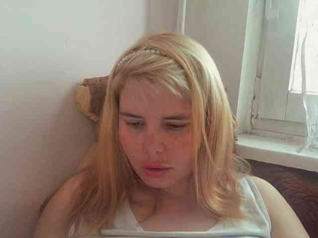 ElenaPleasure webcam