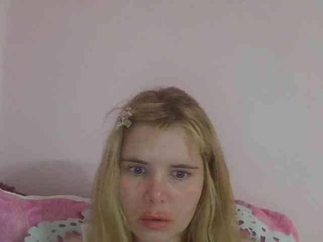 ElenaPleasure webcam