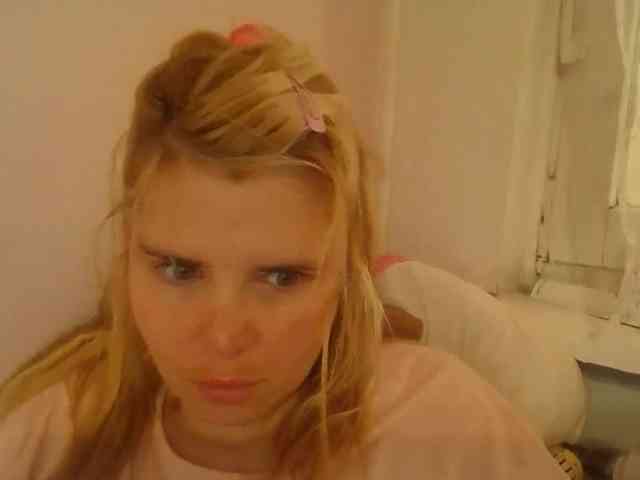 ElenaPleasure webcam