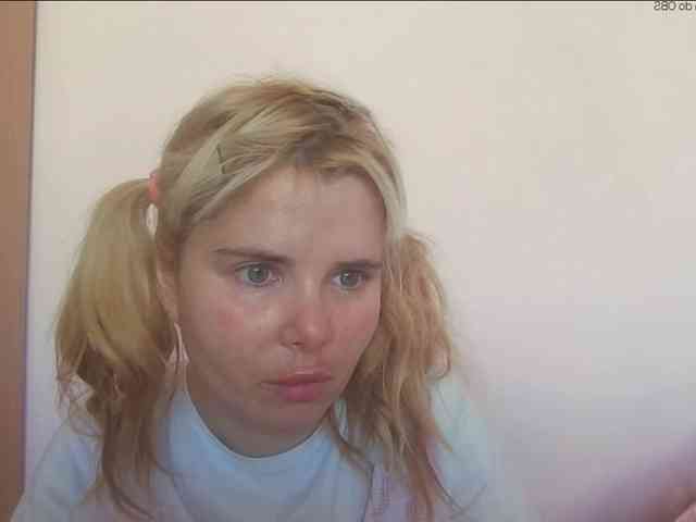 ElenaPleasure webcam