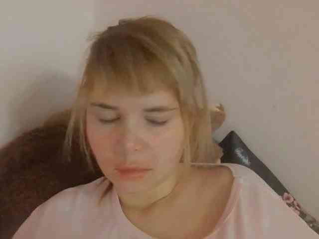 ElenaPleasure webcam