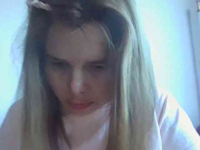 Model: ElenaPleasure