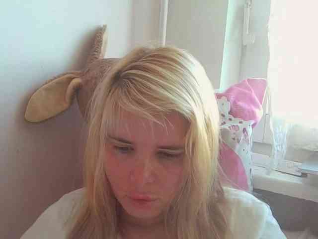 ElenaPleasure webcam