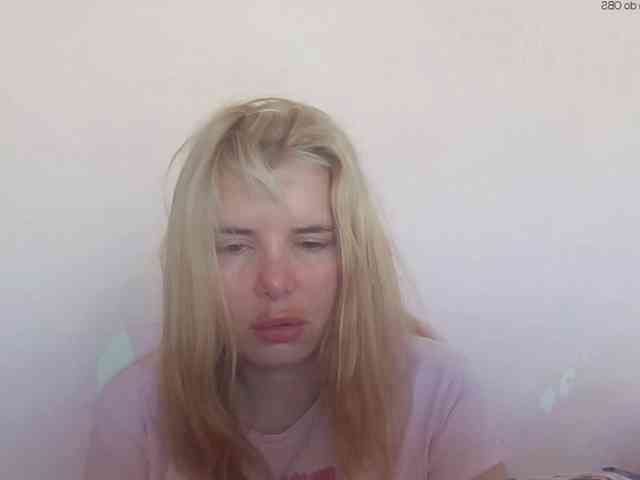 ElenaPleasure webcam