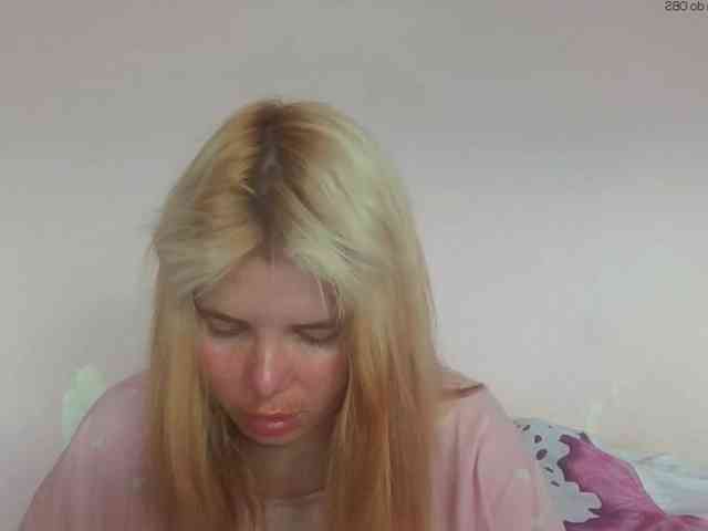 ElenaPleasure webcam