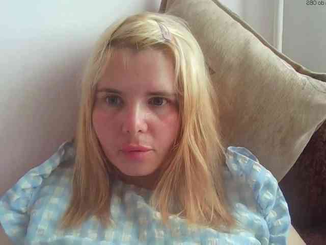ElenaPleasure webcam