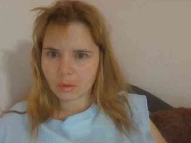 ElenaPleasure webcam