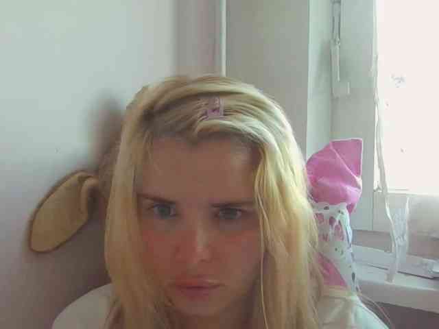 ElenaPleasure webcam