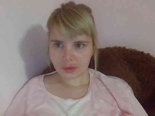 ElenaPleasure webcam