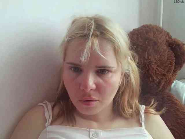 Model: ElenaPleasure