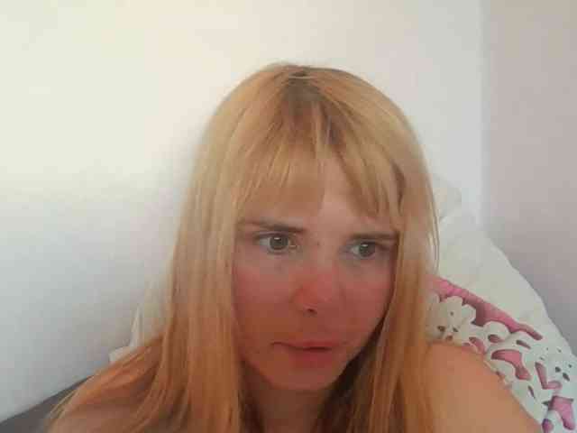 ElenaPleasure webcam