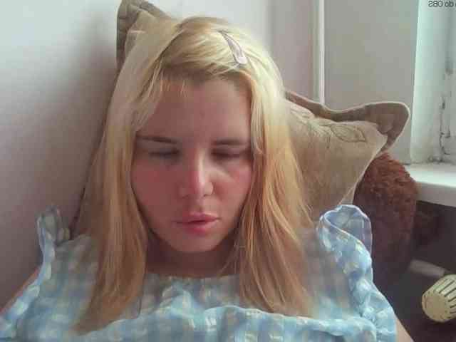 ElenaPleasure webcam