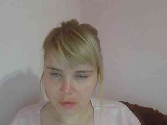 ElenaPleasure webcam