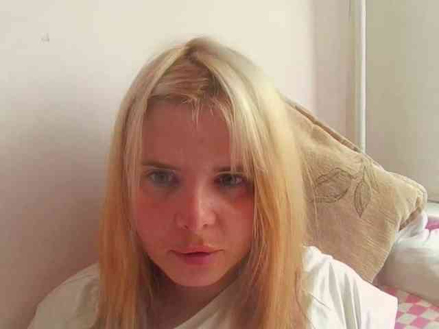 ElenaPleasure webcam