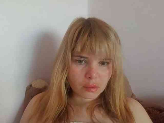 ElenaPleasure webcam