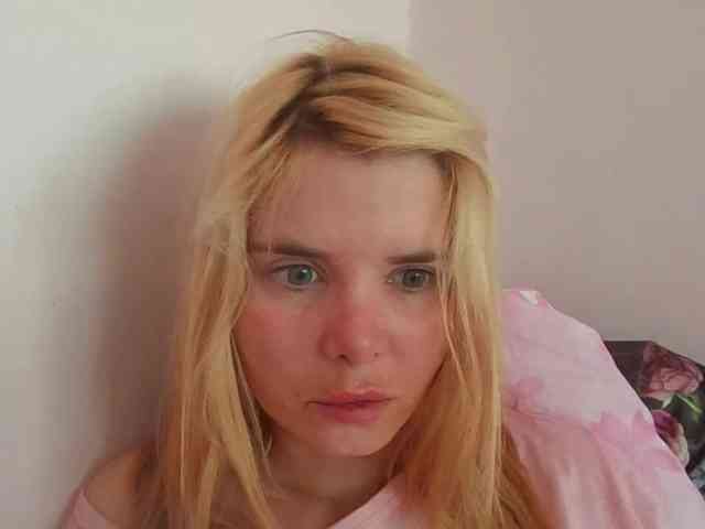 ElenaPleasure webcam