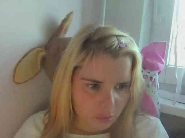 ElenaPleasure webcam