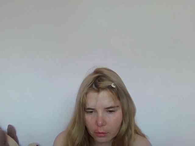 ElenaPleasure webcam