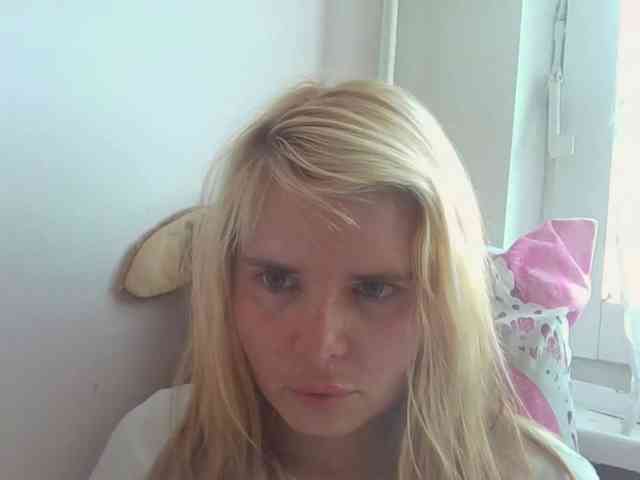 ElenaPleasure webcam